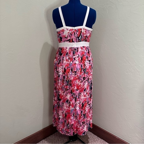 Katherine Kelly Pink Sleeveless Pleated Dress Size 10 - Picture 3 of 9